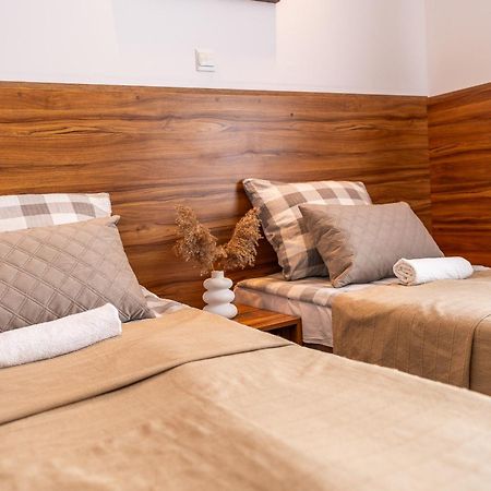 Max Apartamenty - Pokoje - Domki - Restauracja - Basen Мєлно Екстер'єр фото