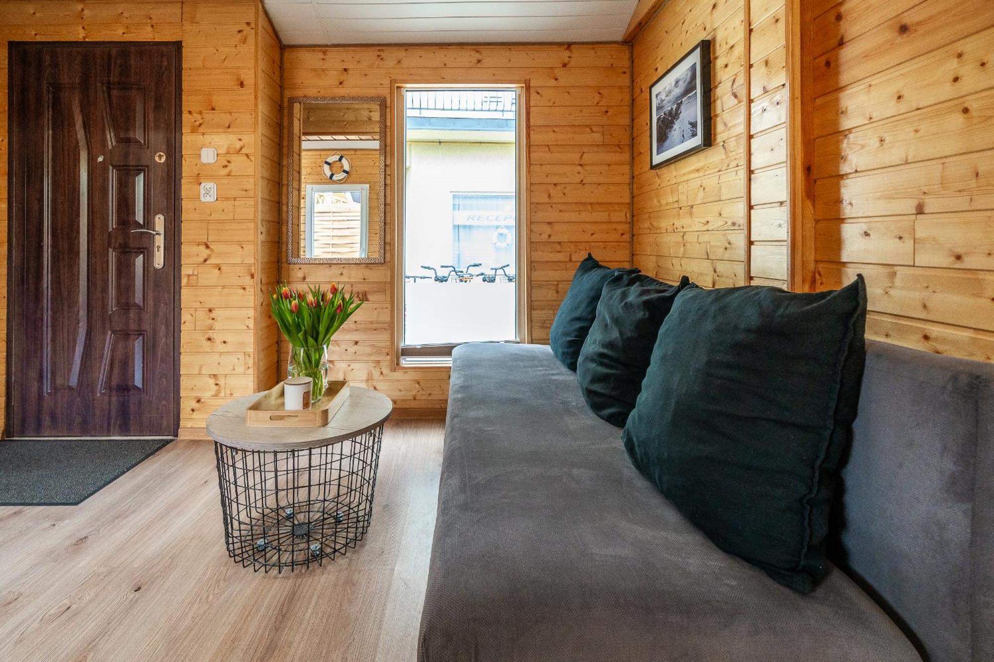 Max Apartamenty - Pokoje - Domki - Restauracja - Basen Мєлно Екстер'єр фото