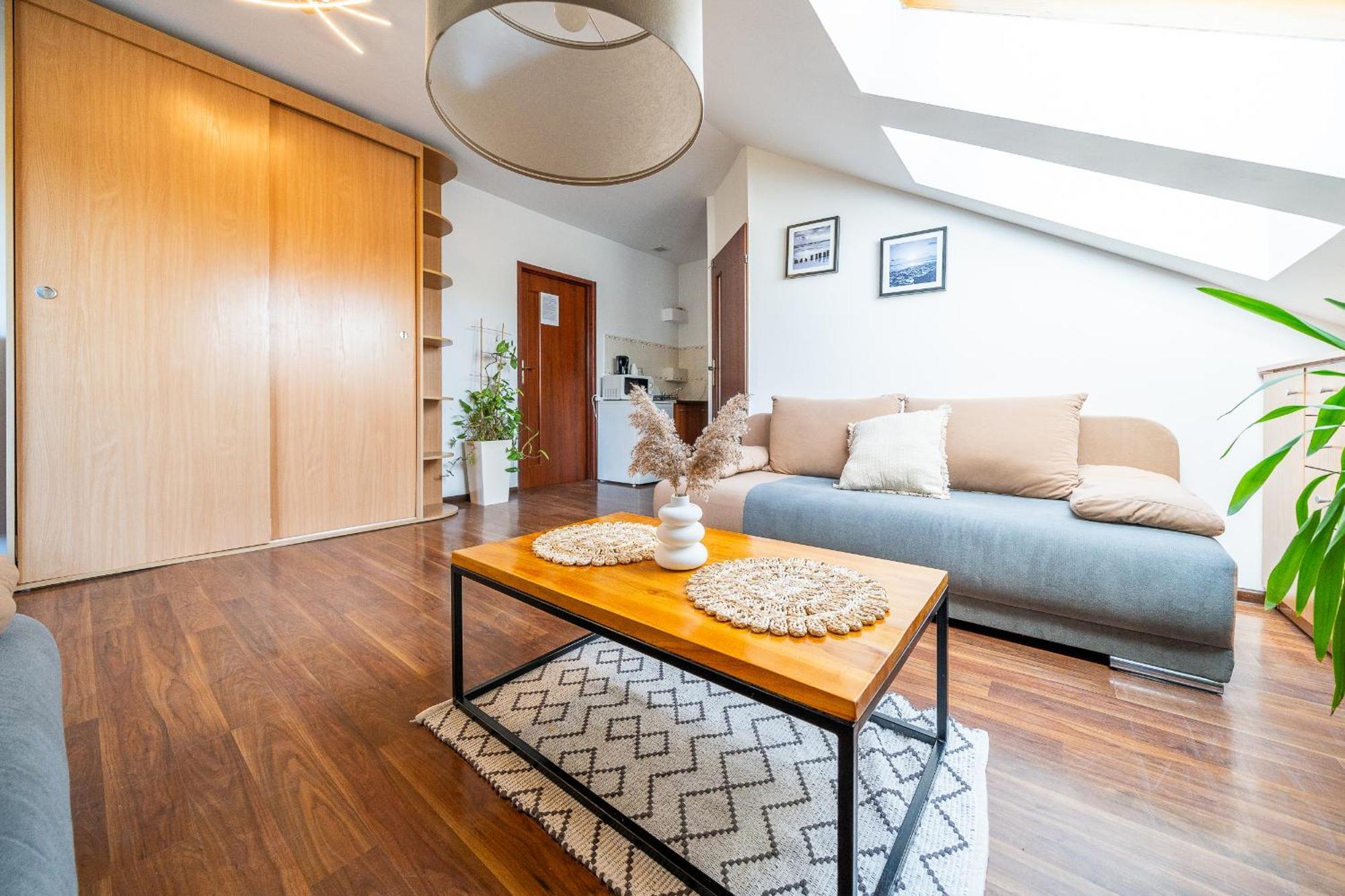 Max Apartamenty - Pokoje - Domki - Restauracja - Basen Мєлно Екстер'єр фото