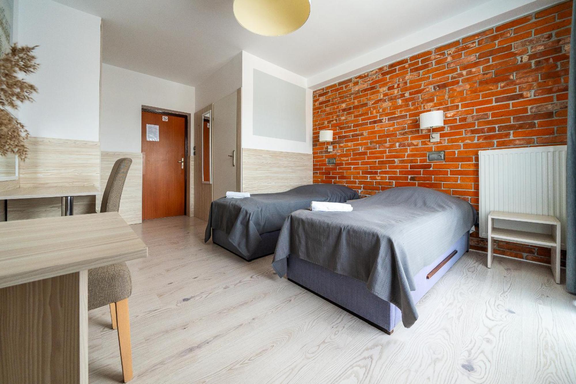 Max Apartamenty - Pokoje - Domki - Restauracja - Basen Мєлно Екстер'єр фото