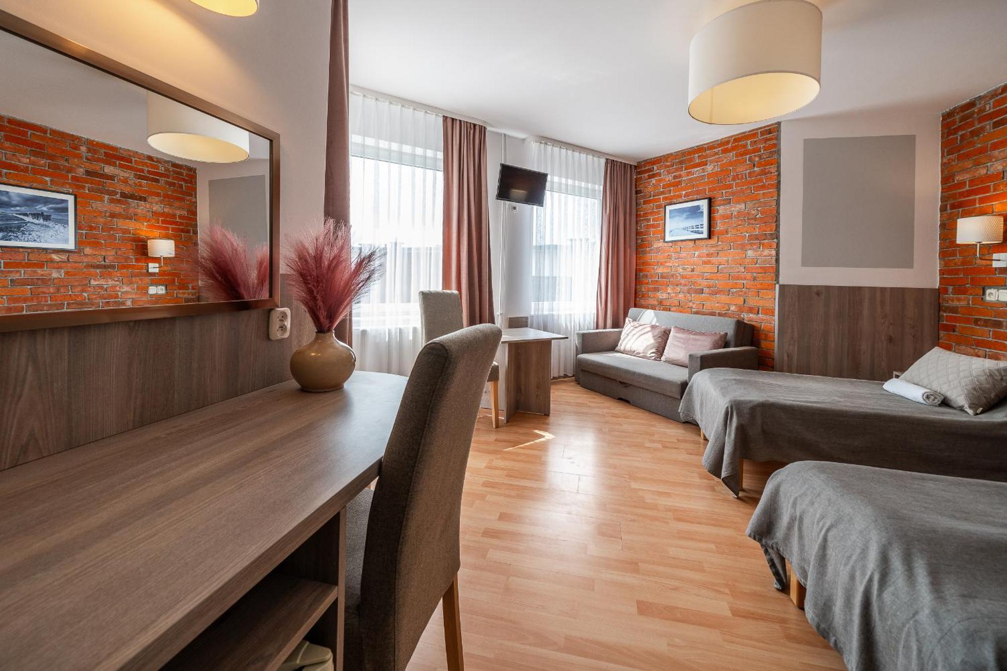 Max Apartamenty - Pokoje - Domki - Restauracja - Basen Мєлно Екстер'єр фото