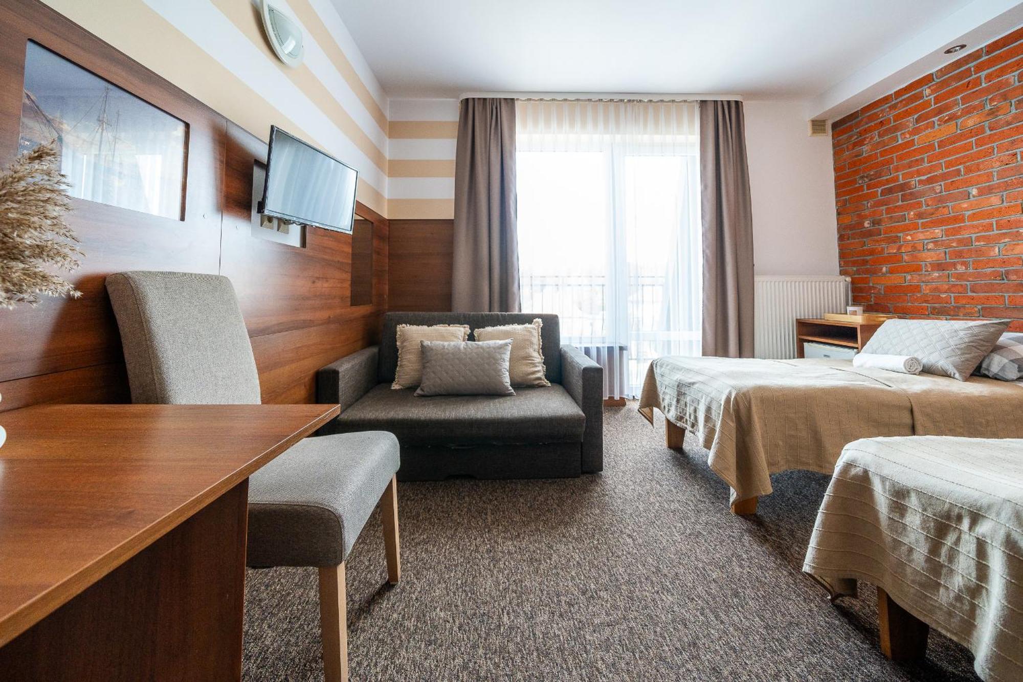 Max Apartamenty - Pokoje - Domki - Restauracja - Basen Мєлно Екстер'єр фото
