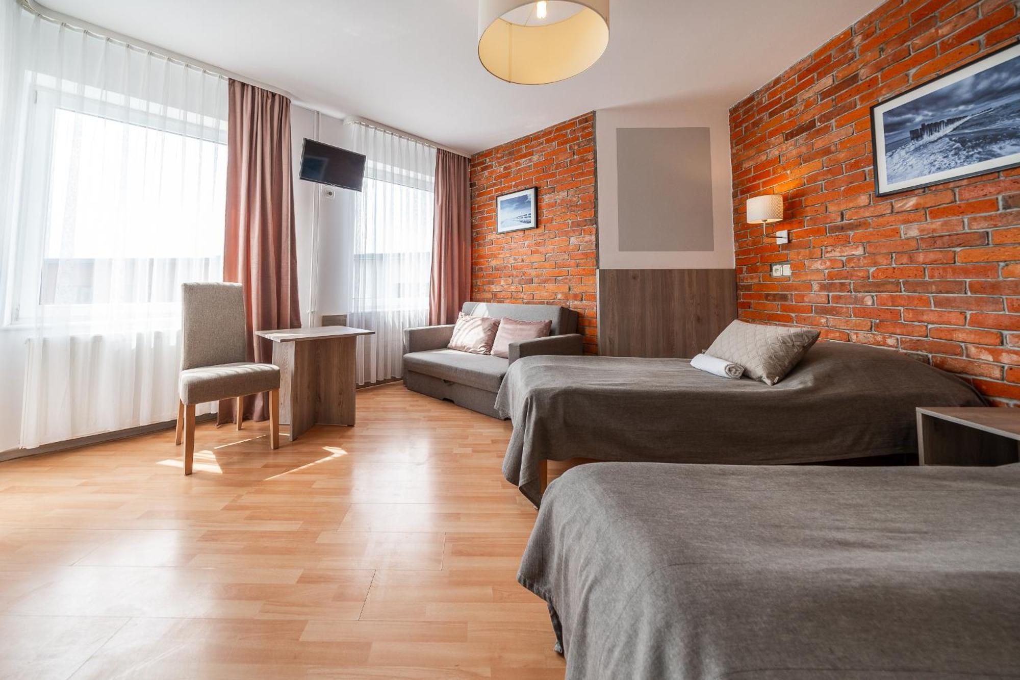 Max Apartamenty - Pokoje - Domki - Restauracja - Basen Мєлно Екстер'єр фото