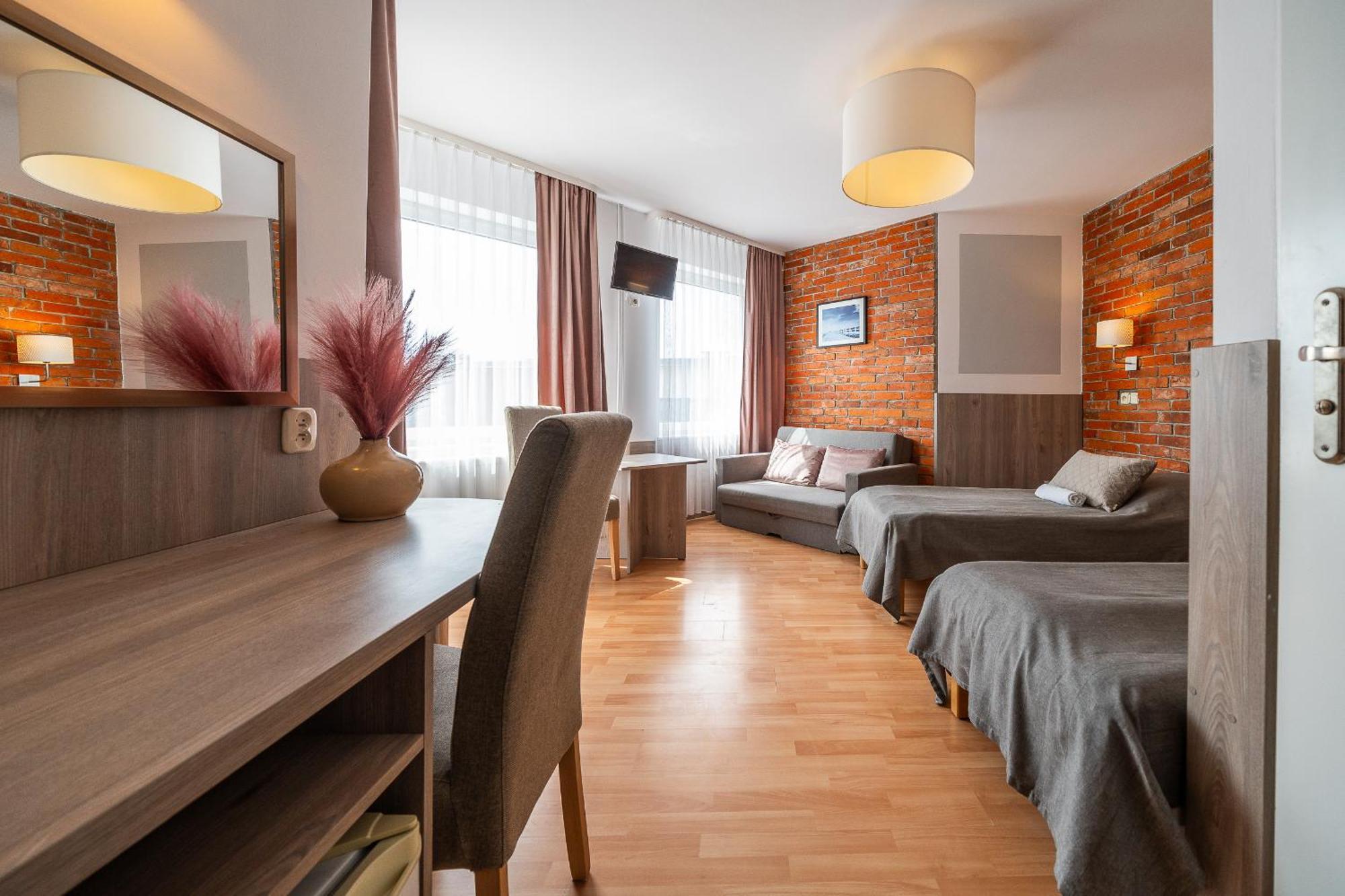 Max Apartamenty - Pokoje - Domki - Restauracja - Basen Мєлно Екстер'єр фото
