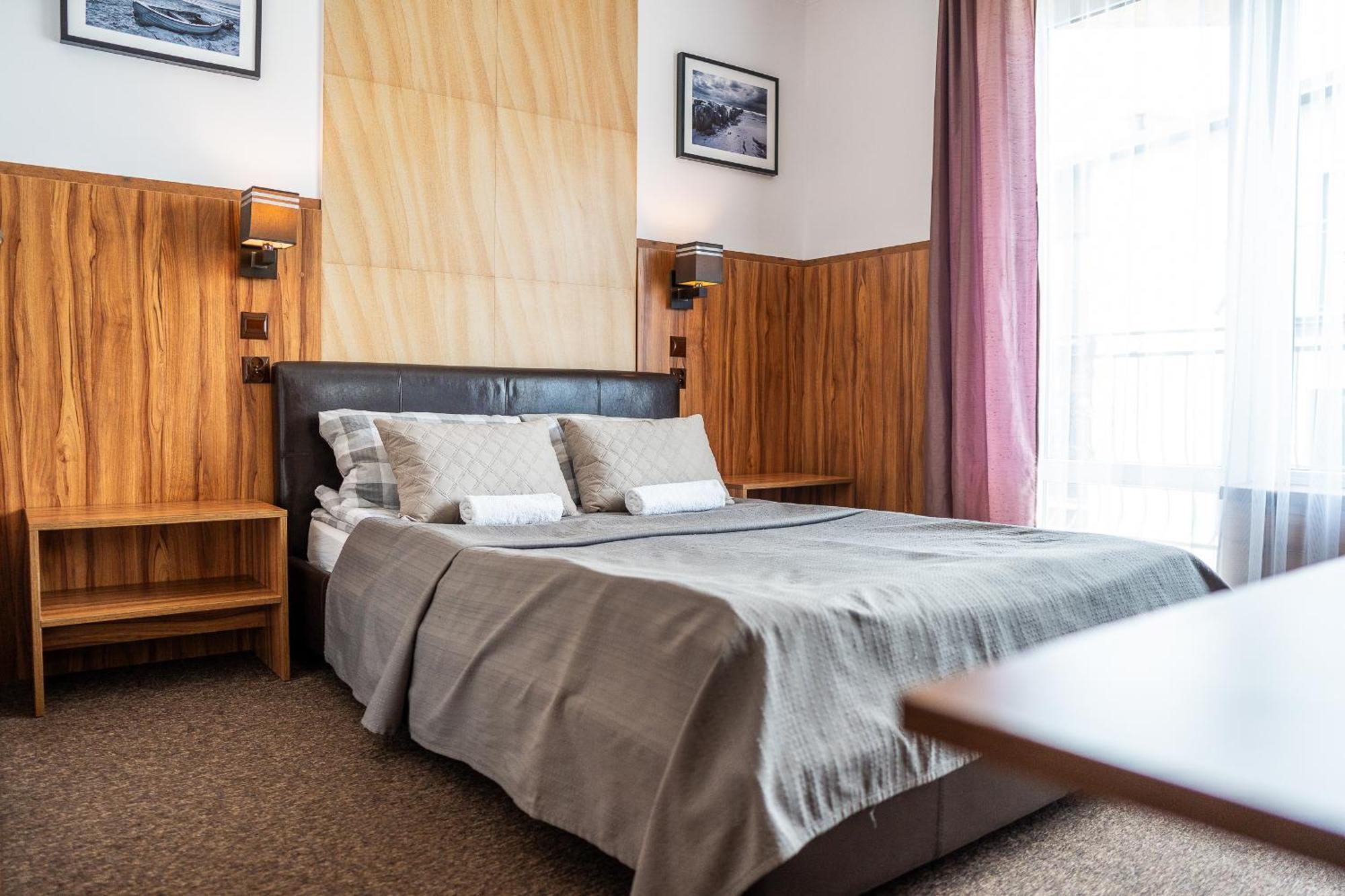 Max Apartamenty - Pokoje - Domki - Restauracja - Basen Мєлно Екстер'єр фото