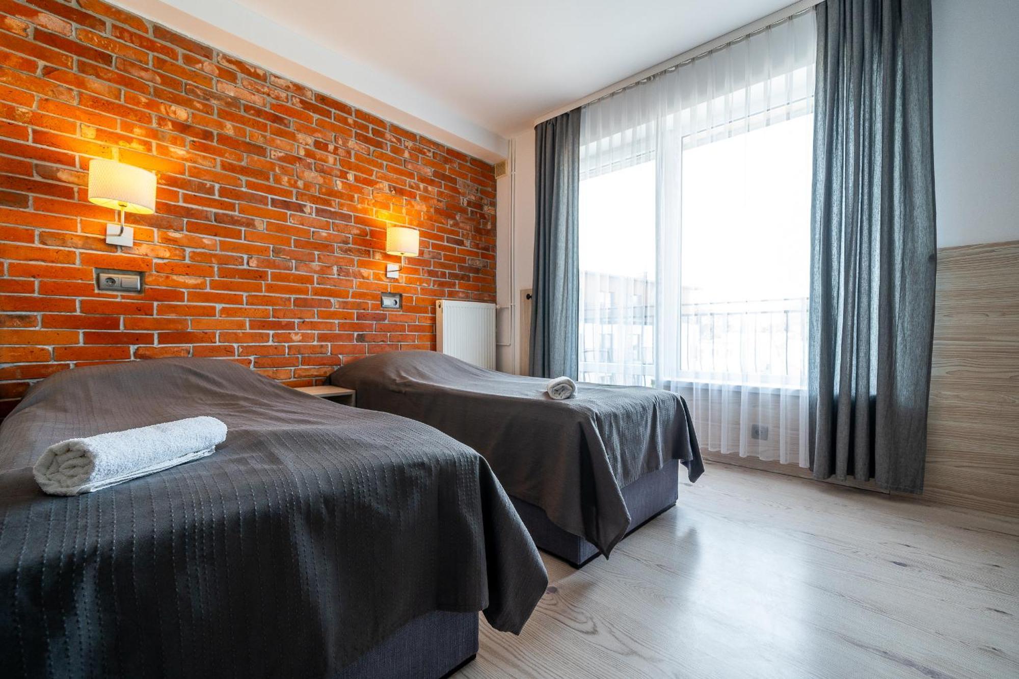 Max Apartamenty - Pokoje - Domki - Restauracja - Basen Мєлно Екстер'єр фото